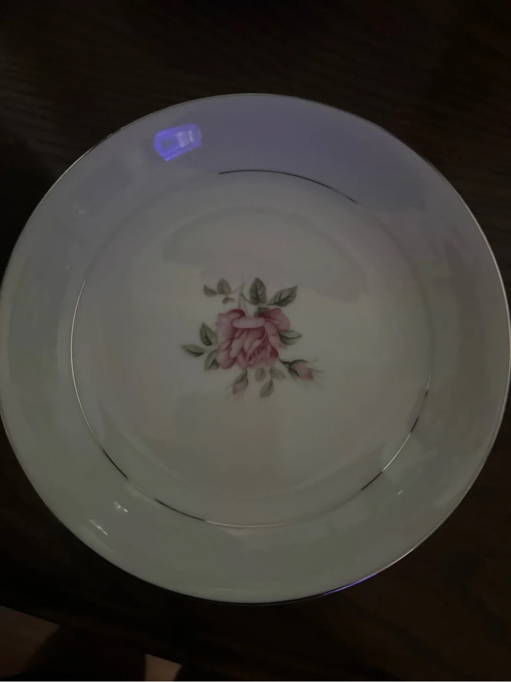 Classic Rose Porcelain Dinner Plate in Pink and White
